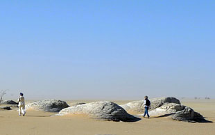 Erodierte Meeressedimente, im Wadi Achim, Tschad